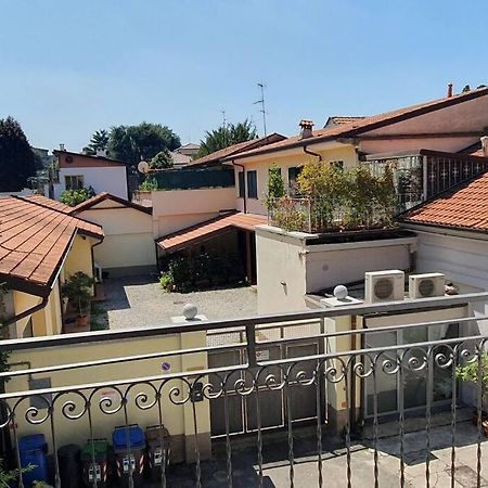 Casa Sobborghi Apartamento Monza Exterior foto